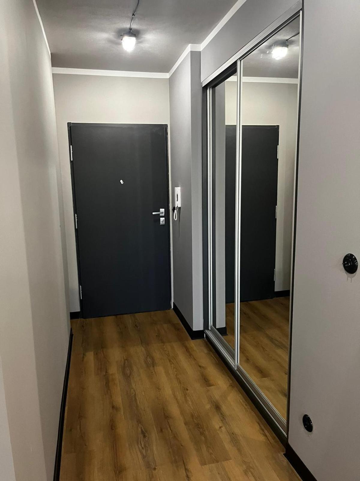 Apartament Z Widokiem Na Stadion Styl Industrialny Jedyny Taki Check In 24 H Poznań Exterior foto