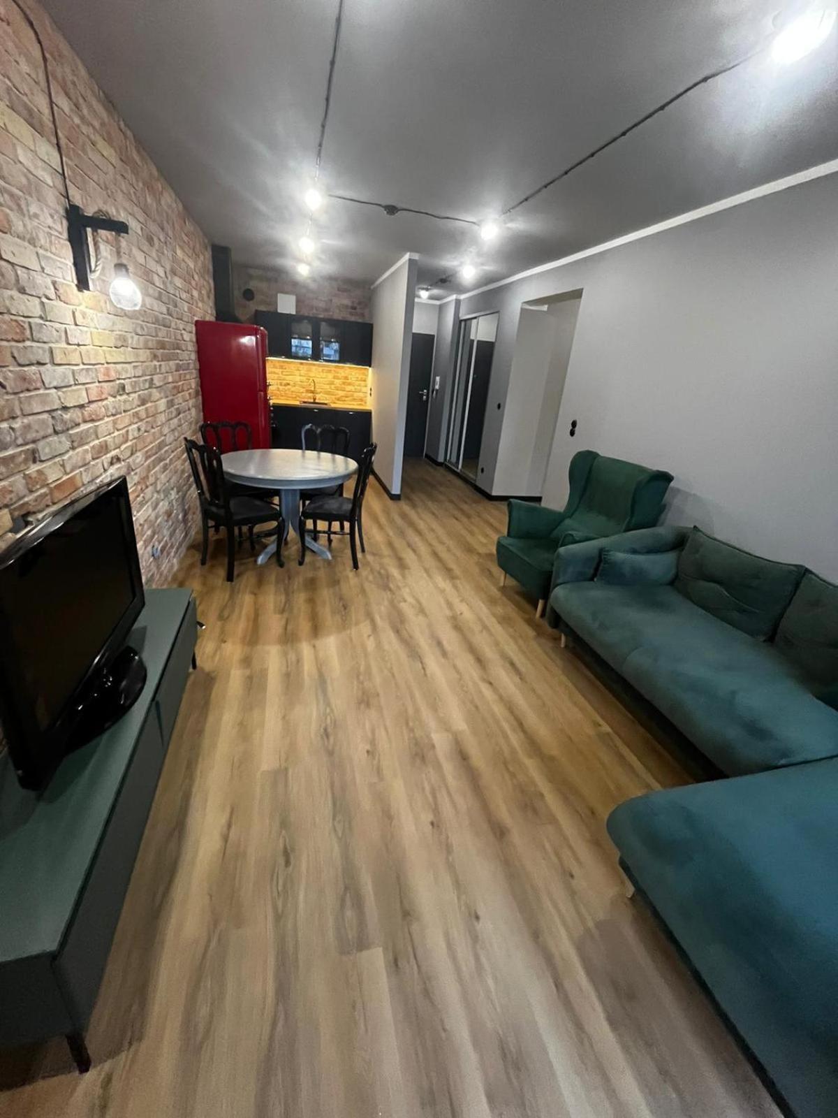 Apartament Z Widokiem Na Stadion Styl Industrialny Jedyny Taki Check In 24 H Poznań Exterior foto