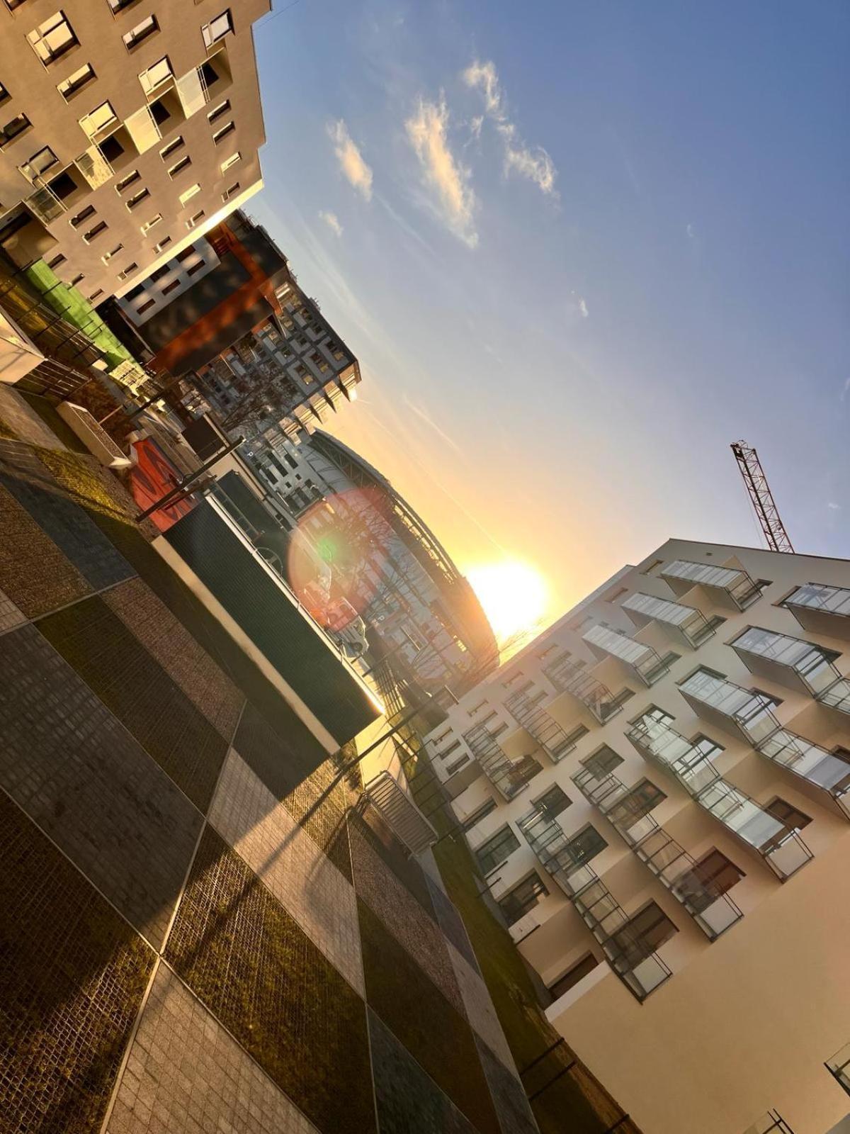Apartament Z Widokiem Na Stadion Styl Industrialny Jedyny Taki Check In 24 H Poznań Exterior foto